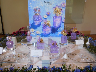 ブルーベル・ジャパン、花々の香りで満ちた新作を発表