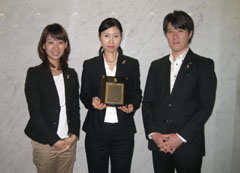 カネボウ化粧品、2012パッケージコンテスト「化粧品包装部門賞」を受賞