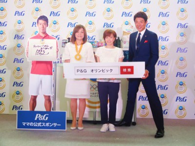 P&G、CM発表会で石川選手が母親に感謝の意