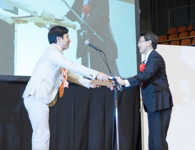 東洋新薬、佐賀県が選ぶ企業の表彰を受賞
