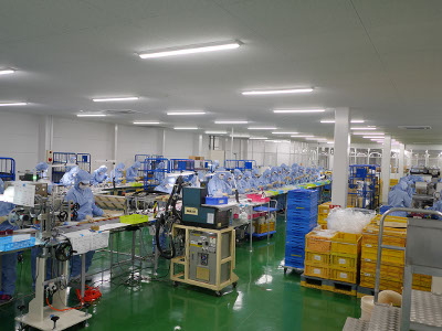 松井梱包、シュリンク加工で化粧品業務増大