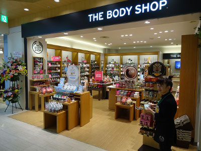 ザ・ボディショップ、ブランドの世界観を伝える大型店がオープン