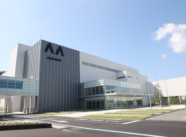 マンダム、福崎工場内に新生産棟を竣工、環境負荷への配慮も